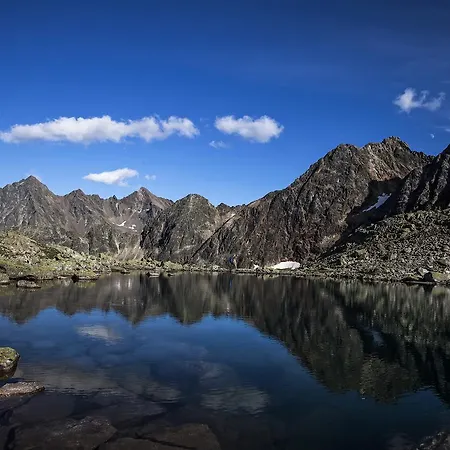 Apart Julia Langenfeld