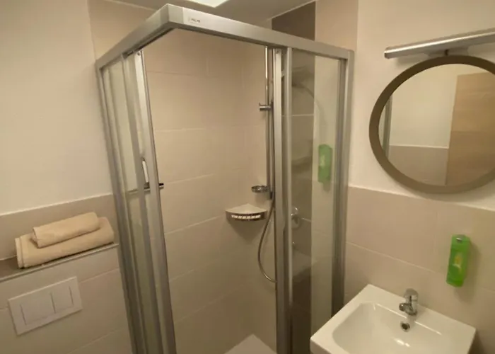 Julia レンゲンフェルト