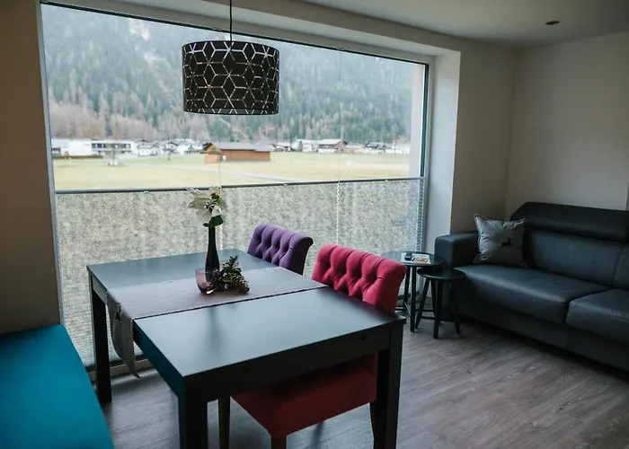 Julia * レンゲンフェルト